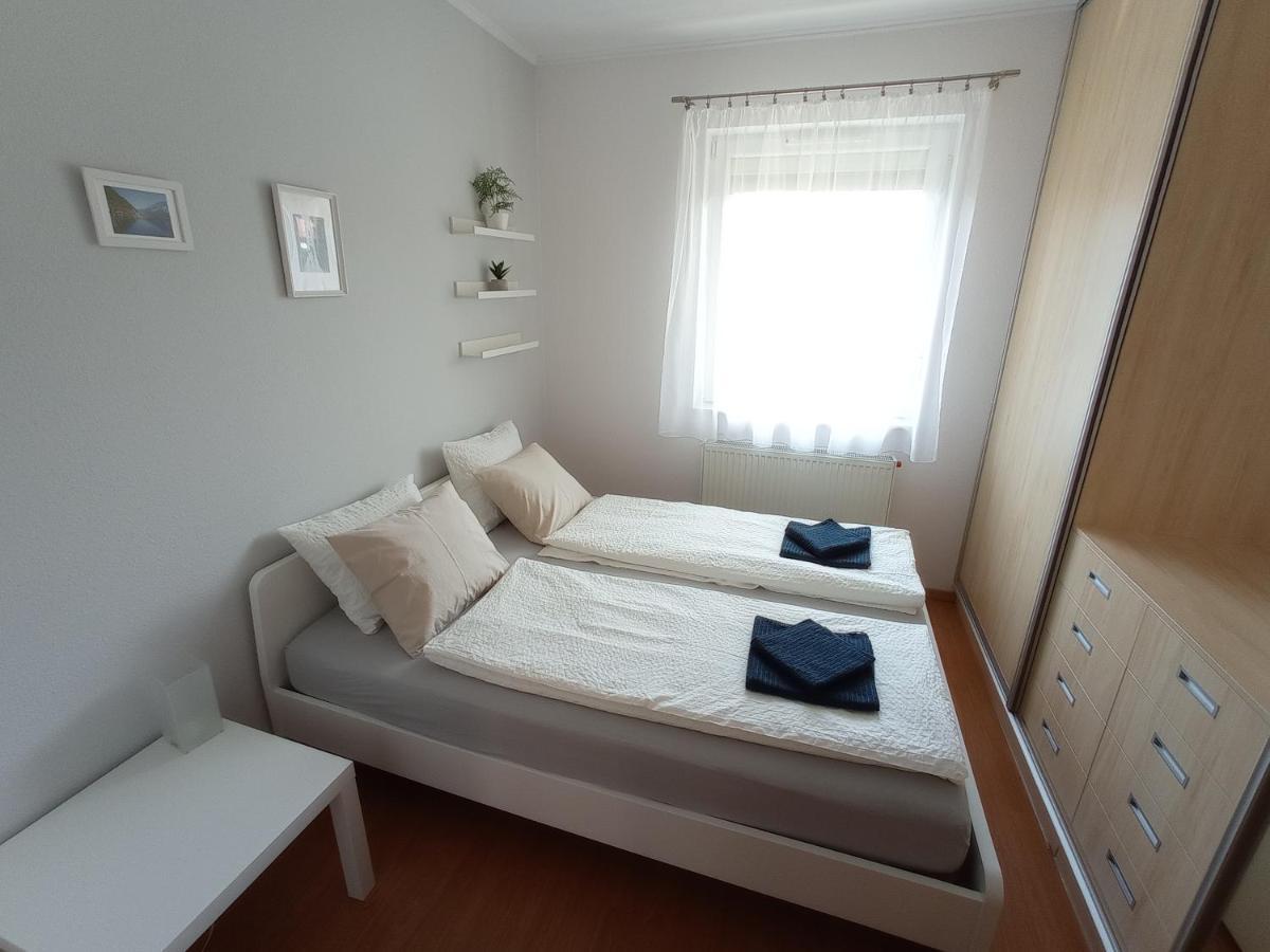 Budapest Airport Apartment 외부 사진